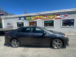Used 2014 Toyota Camry SE image 1