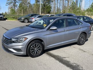Used 2021 Volkswagen Jetta SE image 1