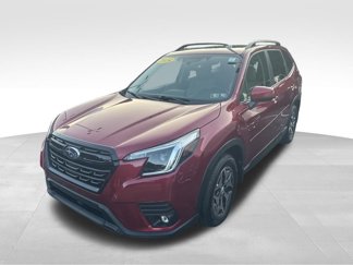 Used 2024 Subaru Forester Premium image 1