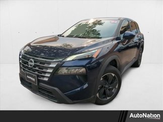 Used 2024 Nissan Rogue SV image 1