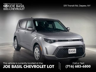 Used 2023 Kia Soul LX image 1