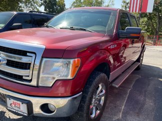Used 2013 Ford F150 XLT w/ Mid Equipment Group image 1