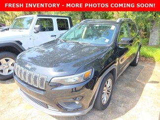 Used 2019 Jeep Cherokee Latitude w/ Popular Appearance Group image 1