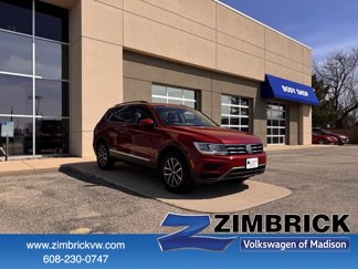 Used 2020 Volkswagen Tiguan SE w/ Panoramic Sunroof Package image 1