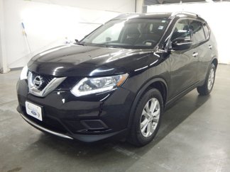 Used 2015 Nissan Rogue SV image 1