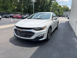 Used 2022 Chevrolet Malibu LT image 1