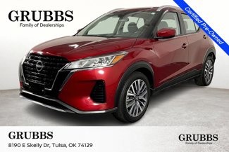 Used 2024 Nissan Kicks SV image 1