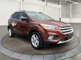 Used 2018 Ford Escape SE w/ Ford Safe & Smart Package image 1