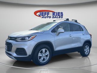 Used 2020 Chevrolet Trax LT w/ LT Convenience Package image 1