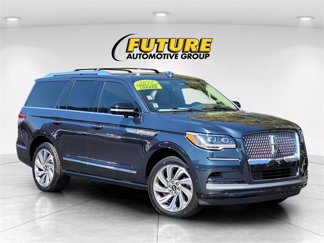 Certified 2022 Lincoln Navigator Reserve image 1