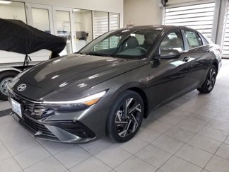 New 2025 Hyundai Elantra SEL image 1