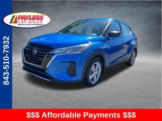 Used 2021 Nissan Kicks S image 1