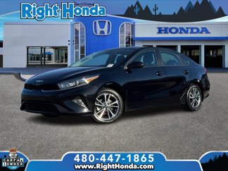 Used 2023 Kia Forte LXS image 1