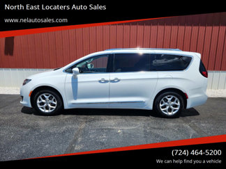 Used 2020 Chrysler Pacifica Touring-L w/ Tire & Wheel Group image 1