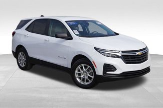 Used 2023 Chevrolet Equinox LS w/ LS Convenience Package image 1