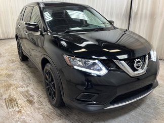 Used 2015 Nissan Rogue S image 1