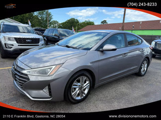 Used 2020 Hyundai Elantra SEL w/ Cargo Package (C1) image 1