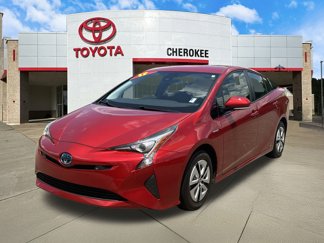 Used 2017 Toyota Prius Two image 1