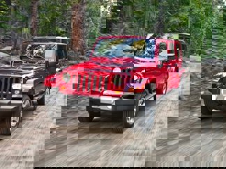 Used 2016 Jeep Wrangler Unlimited Rubicon w/ Connectivity Group image 1