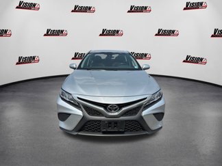 Used 2018 Toyota Camry SE video 2