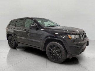 Used 2017 Jeep Grand Cherokee Altitude image 1