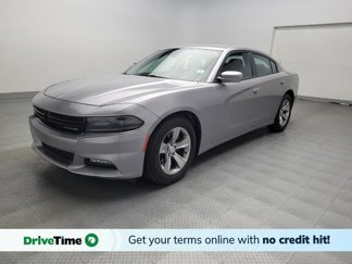 Used 2016 Dodge Charger SXT image 1