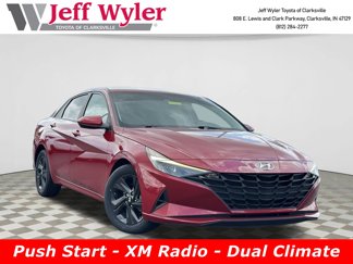 Used 2021 Hyundai Elantra SEL image 1