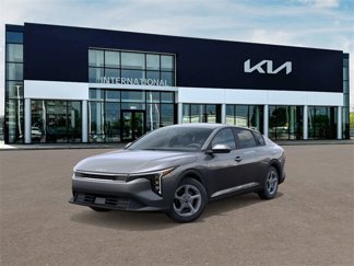 New 2025 Kia K4 LXS image 1