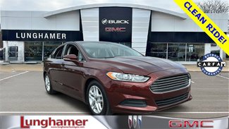 Used 2015 Ford Fusion SE image 1