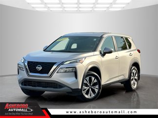 Used 2022 Nissan Rogue SV image 1