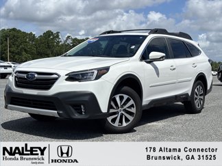 Used 2021 Subaru Outback Premium image 1