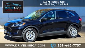 Used 2022 Ford Escape SE image 1