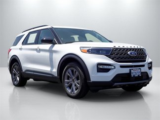 Used 2023 Ford Explorer XLT w/ Equipment Group 202A image 1