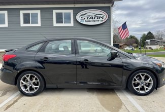 Used 2015 Ford Focus SE w/ Equipment Group 201A image 1