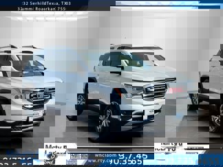 Used 2019 GMC Acadia SLE image 1