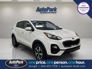 Used 2022 Kia Sportage LX image 1