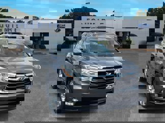 Used 2016 Toyota Highlander Limited image 1