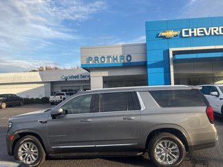 Used 2022 GMC Yukon XL SLT w/ SLT Luxury Package image 1