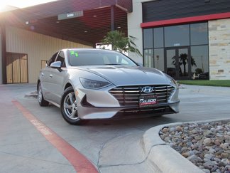 Used 2021 Hyundai Sonata SE image 1