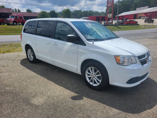 Used 2018 Dodge Grand Caravan SE image 1