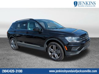 Used 2020 Volkswagen Tiguan SE w/ Panoramic Sunroof Package image 1