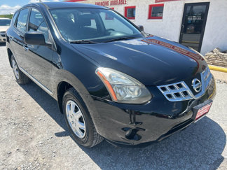 Used 2014 Nissan Rogue S image 1