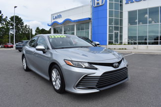 Used 2022 Toyota Camry LE image 1