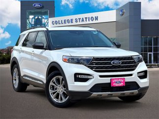 Used 2022 Ford Explorer XLT w/ Equipment Group 202A image 1