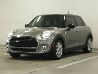Used 2020 MINI Cooper 4-Door Hardtop image 1