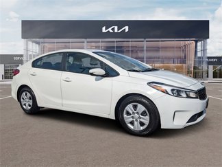 Used 2017 Kia Forte LX image 1