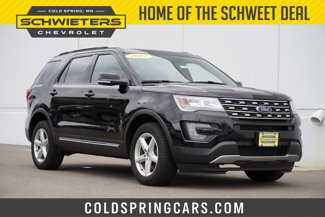 Used 2017 Ford Explorer XLT w/ Class II Trailer Tow Package image 1