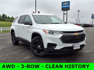 Used 2021 Chevrolet Traverse LS image 1