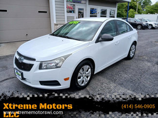 Used 2013 Chevrolet Cruze LS image 1