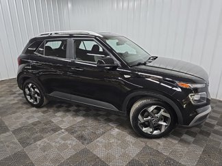 Used 2022 Hyundai Venue SEL w/ Cargo Package image 1